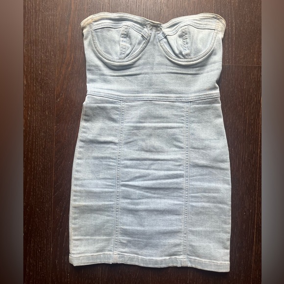 Topshop Dresses & Skirts - TopShop Europe Vintage Strapless Denim Dress US4